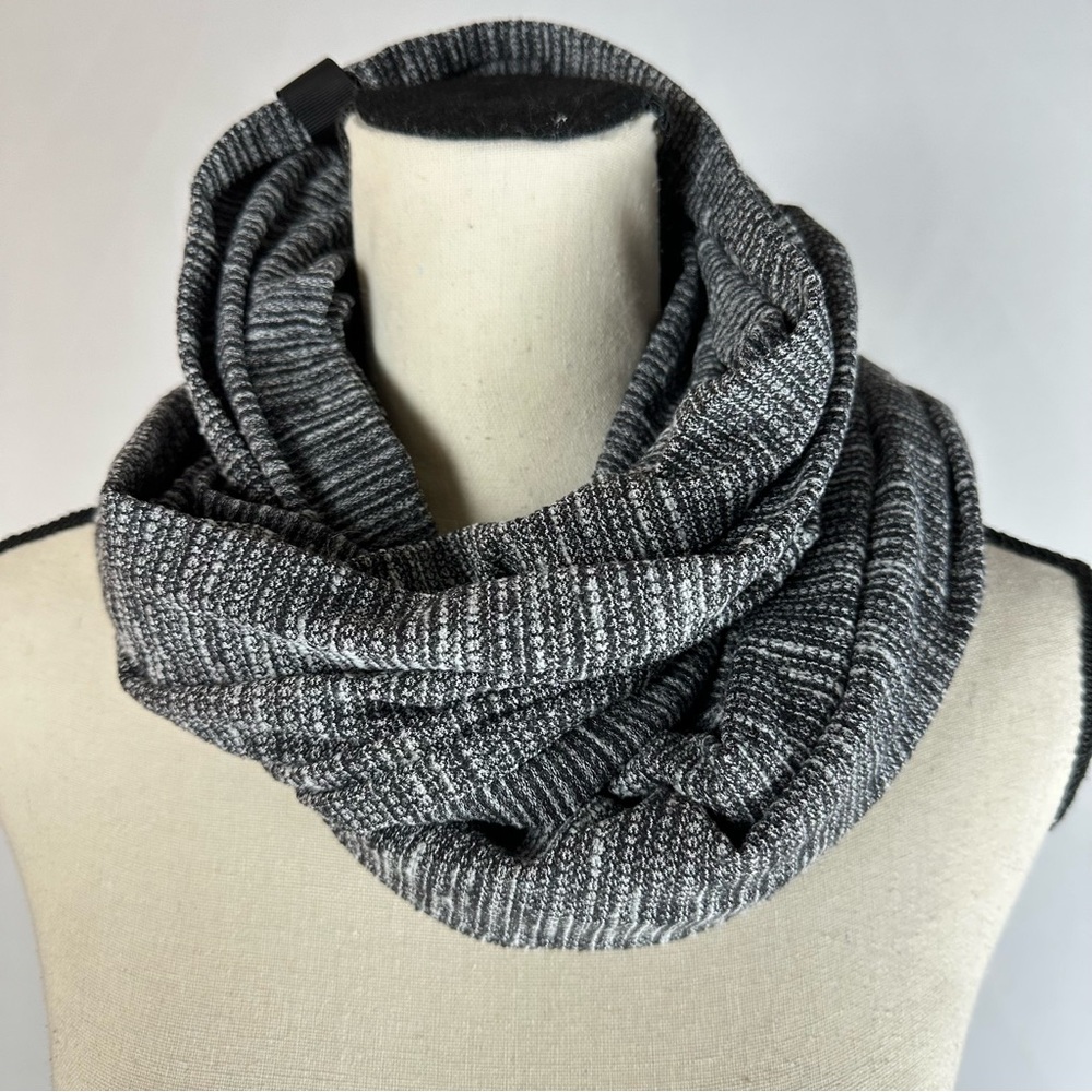 LULULEMON Vinyasa scarf Rulu - Black & White Coco Pique
